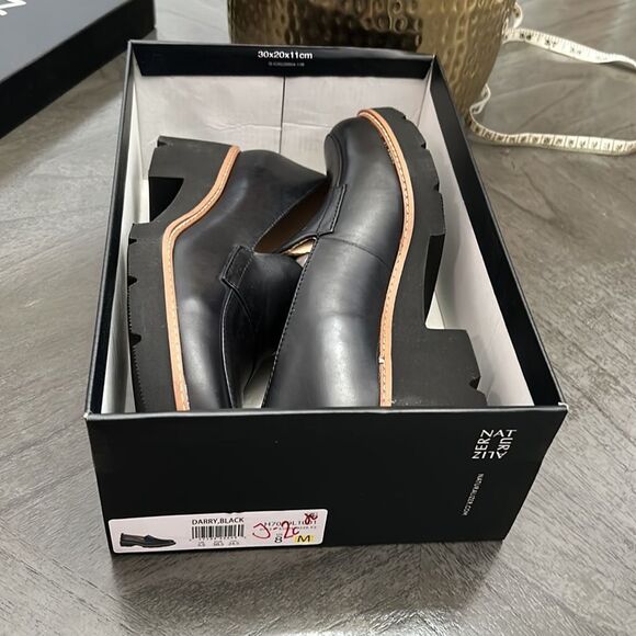 NATURALIZER DARRY LUG SOLE LOAFER - Picture 2 of 14